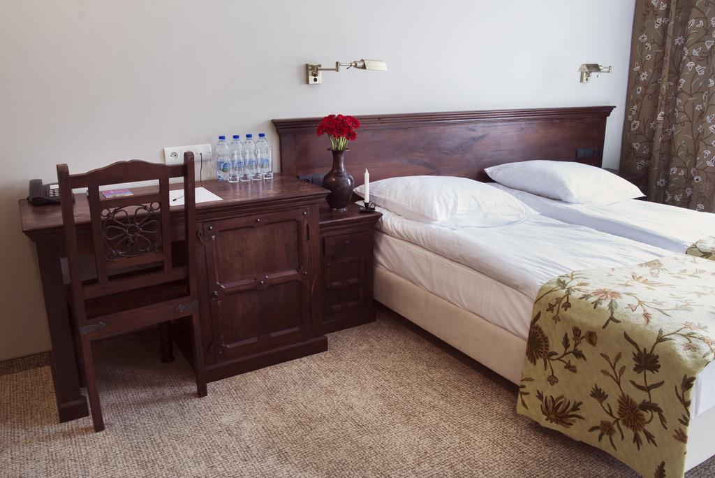 Orient Palace Bielany Wrocławskie 部屋 写真